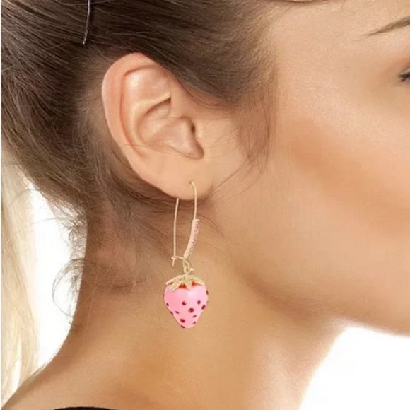 Betsey Johnson Strawberry Long Pendant Necklace & Strawberry Drop Earrings NWT - Picture 4 of 12